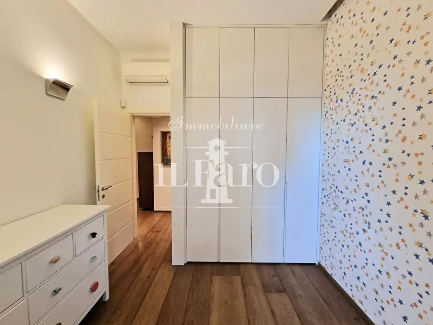 Immagine 23 di Appartamento in vendita  a Campi Bisenzio