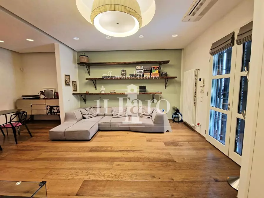 Immagine 2 di Appartamento in vendita  a Campi Bisenzio