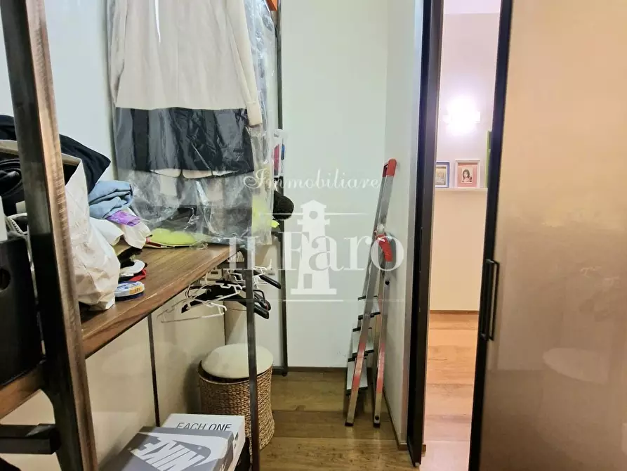 Immagine 22 di Appartamento in vendita  a Campi Bisenzio