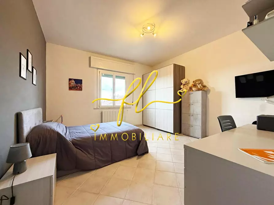 Immagine 22 di Appartamento in vendita  a Cecina