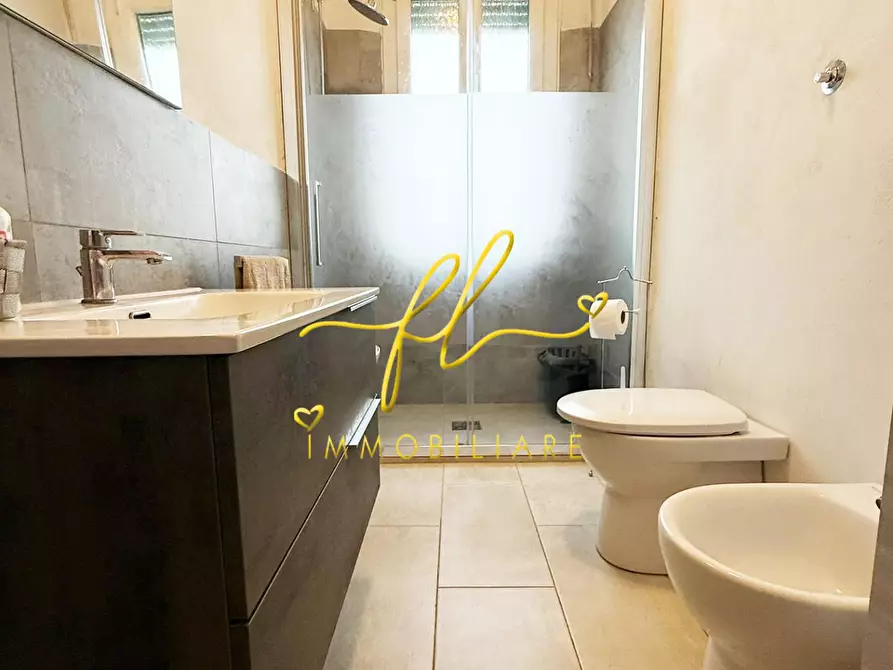 Immagine 25 di Appartamento in vendita  a Cecina