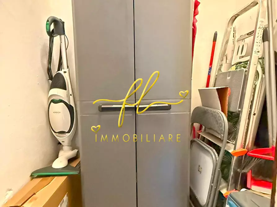 Immagine 13 di Appartamento in vendita  a Cecina