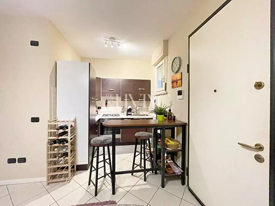 Immagine 6 di Appartamento in vendita  a Lucca