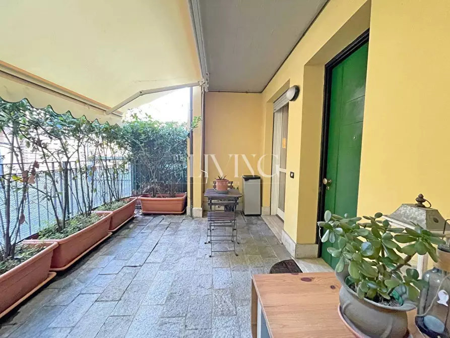 Immagine 19 di Appartamento in vendita  a Lucca