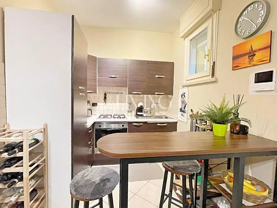 Immagine 7 di Appartamento in vendita  a Lucca