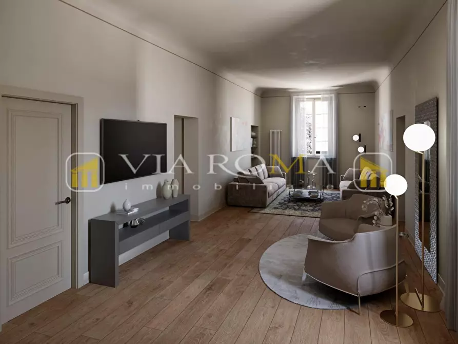 Immagine 2 di Appartamento in vendita  a Lucca