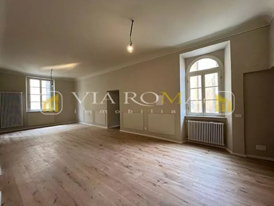 Immagine 1 di Appartamento in vendita  a Lucca