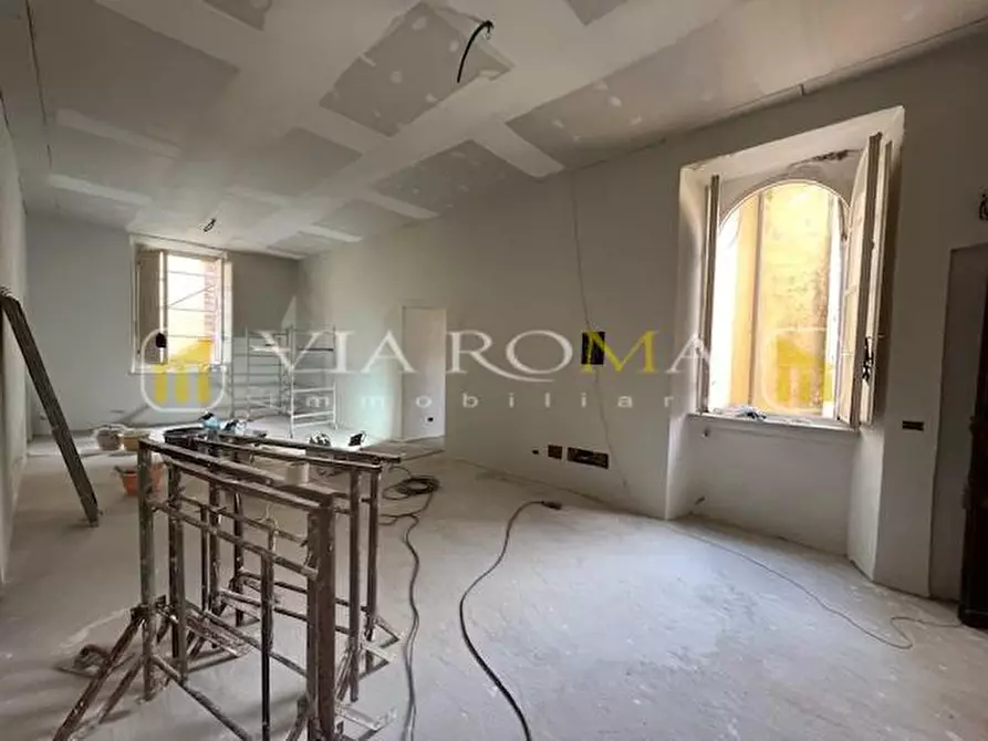 Immagine 15 di Appartamento in vendita  a Lucca