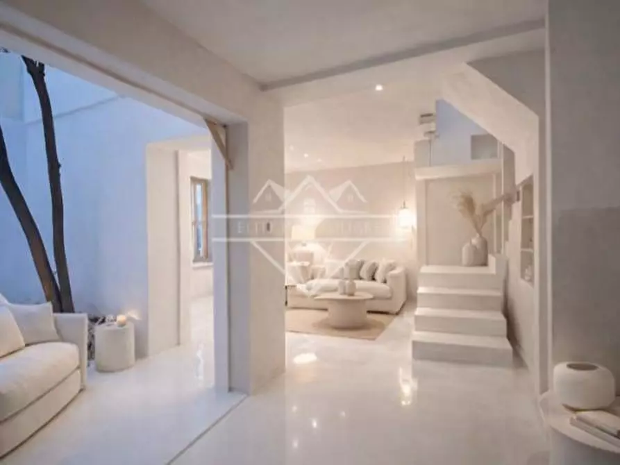 Immagine 26 di Terratetto in vendita  a Sarzana