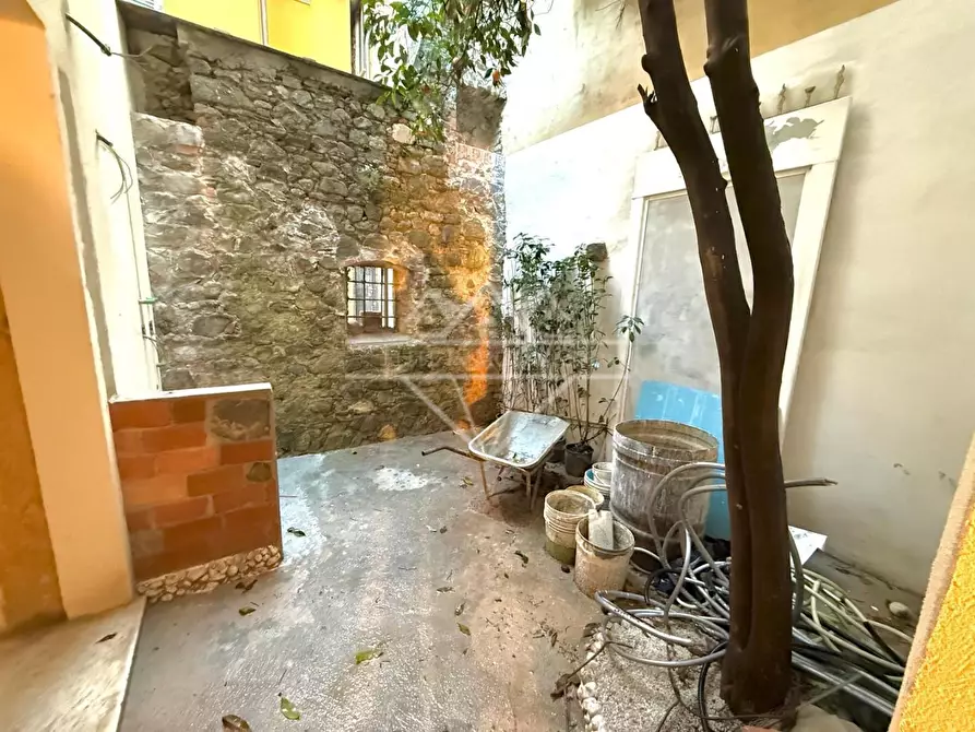 Immagine 17 di Terratetto in vendita  a Sarzana