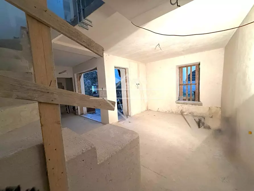 Immagine 14 di Terratetto in vendita  a Sarzana