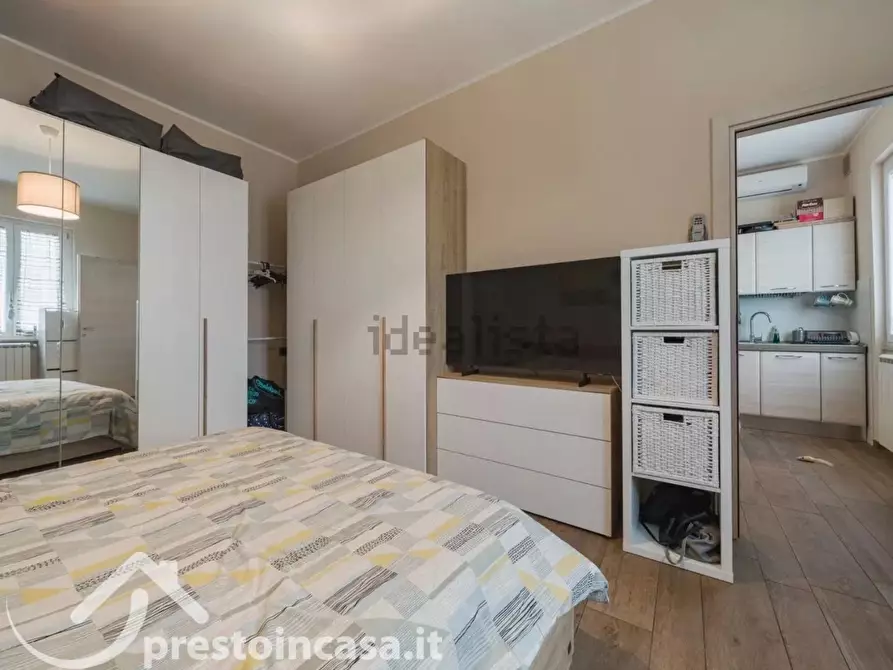 Immagine 15 di Appartamento in vendita  a Viareggio