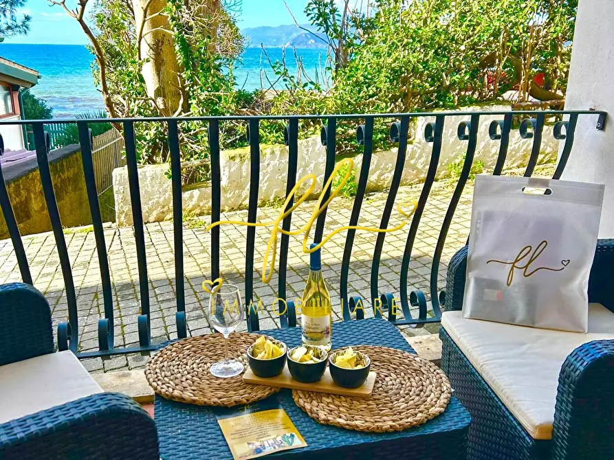 Immagine 15 di Appartamento in vendita  a Capoliveri