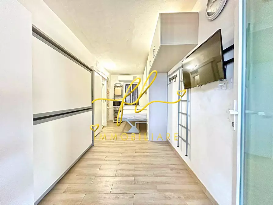 Immagine 11 di Appartamento in vendita  a Capoliveri