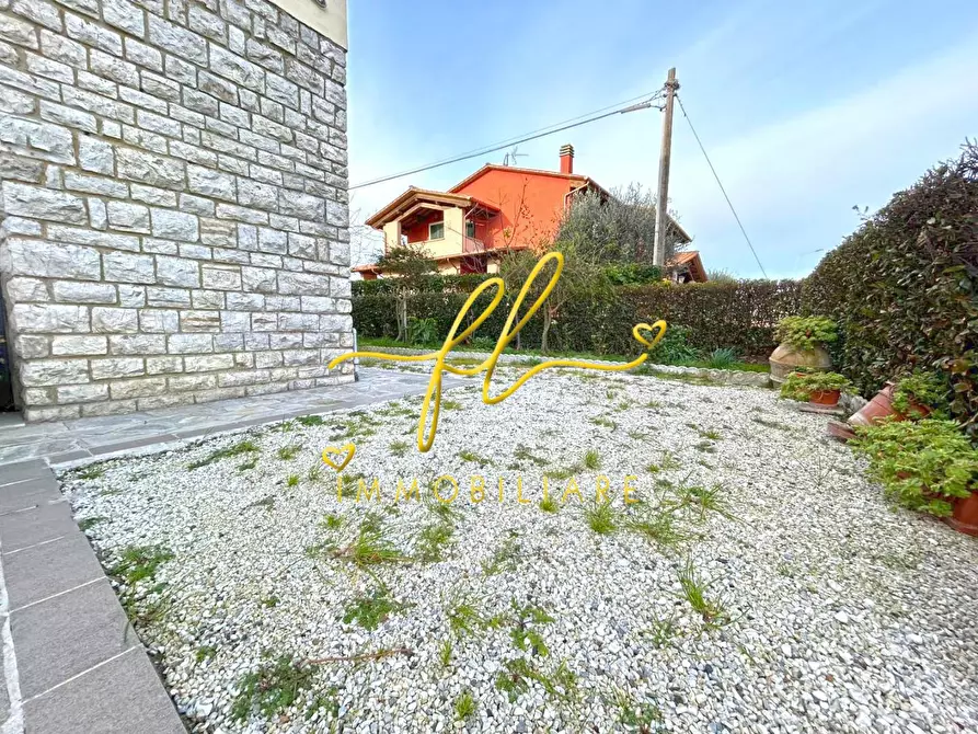 Immagine 12 di Casa bifamiliare in vendita  a Orciano Pisano