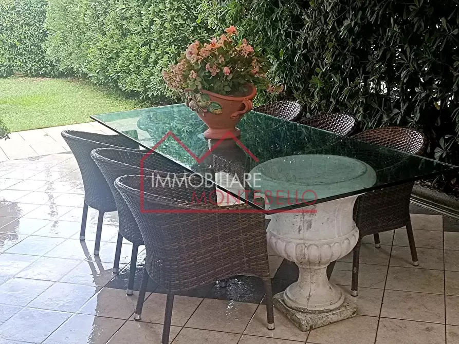 Immagine 13 di Casa bifamiliare in vendita  a Viareggio