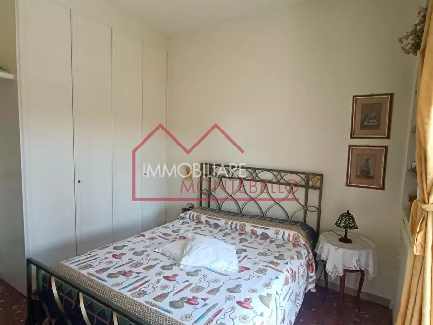 Immagine 11 di Casa bifamiliare in vendita  a Viareggio