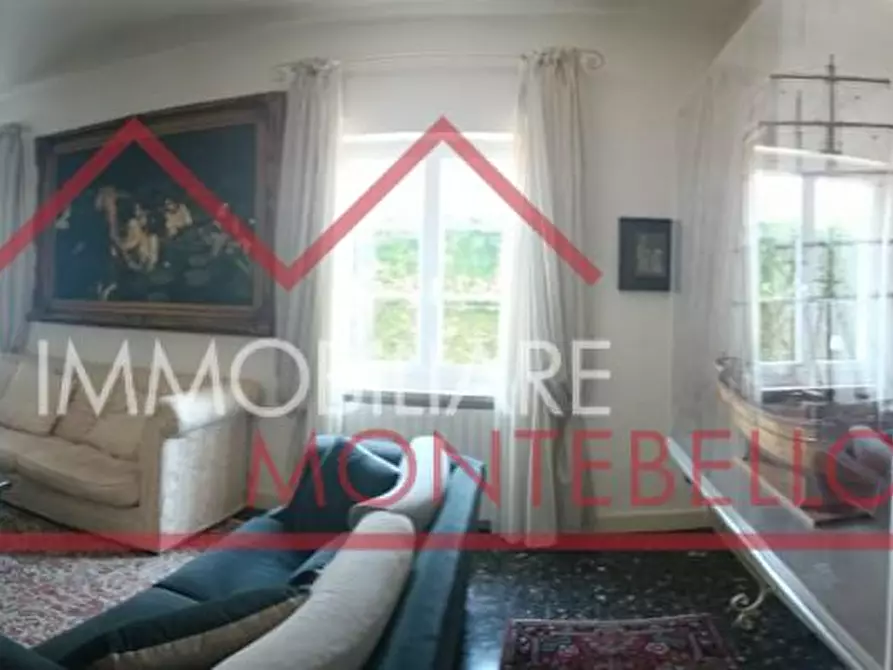 Immagine 9 di Casa bifamiliare in vendita  a Viareggio