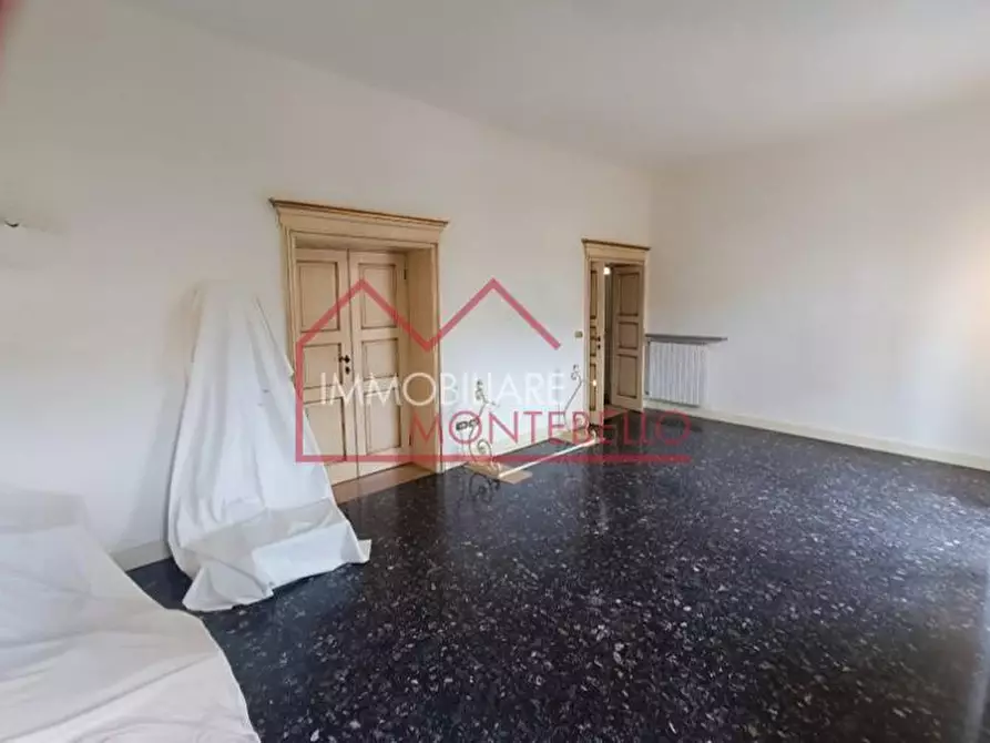 Immagine 17 di Casa bifamiliare in vendita  a Viareggio