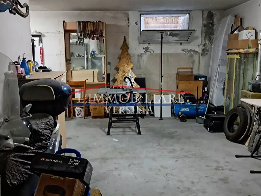 Immagine 13 di Appartamento in vendita  a Massa