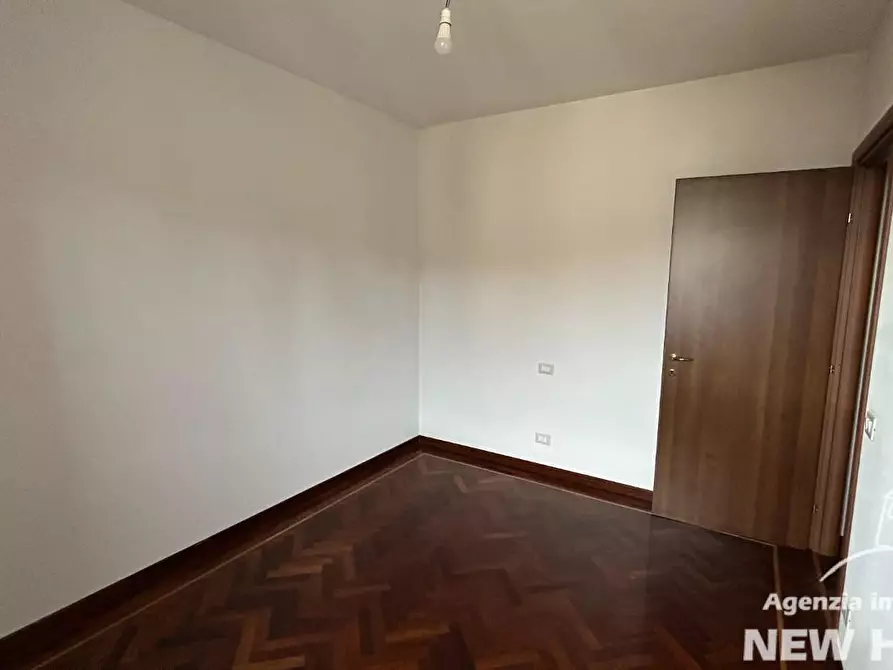 Immagine 15 di Casa indipendente in vendita  a San Giuliano Terme