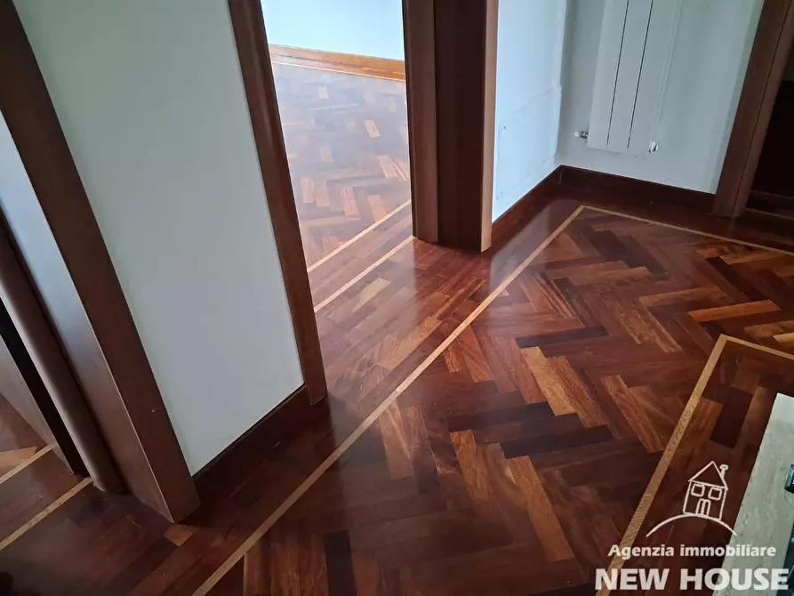 Immagine 11 di Casa indipendente in vendita  a San Giuliano Terme