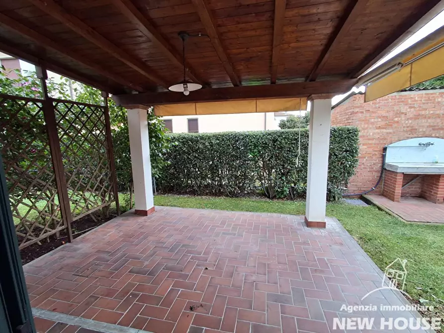 Immagine 3 di Casa indipendente in vendita  a San Giuliano Terme