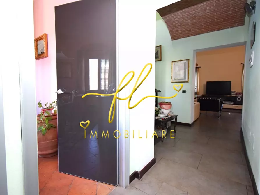 Immagine 18 di Appartamento in vendita  a Livorno