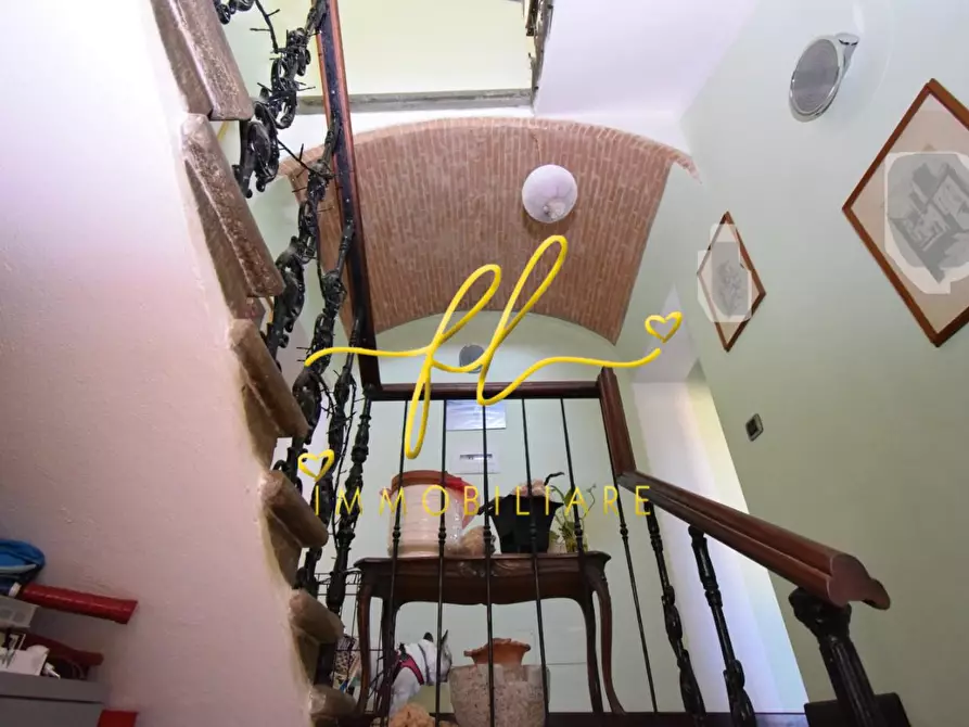 Immagine 25 di Appartamento in vendita  a Livorno