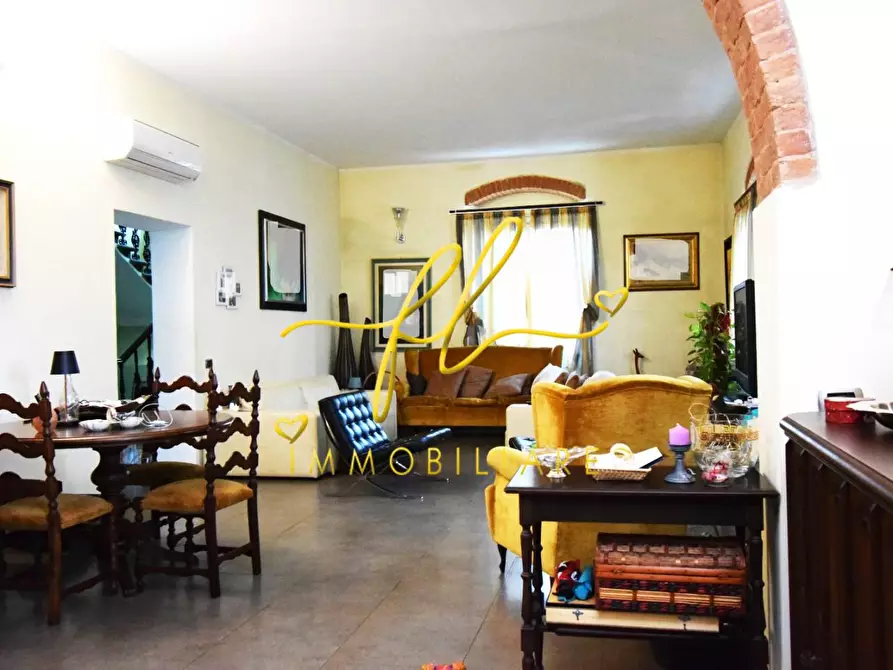 Immagine 4 di Appartamento in vendita  a Livorno