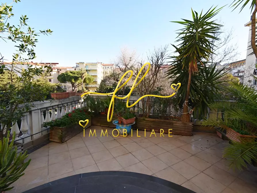 Immagine 52 di Appartamento in vendita  a Livorno