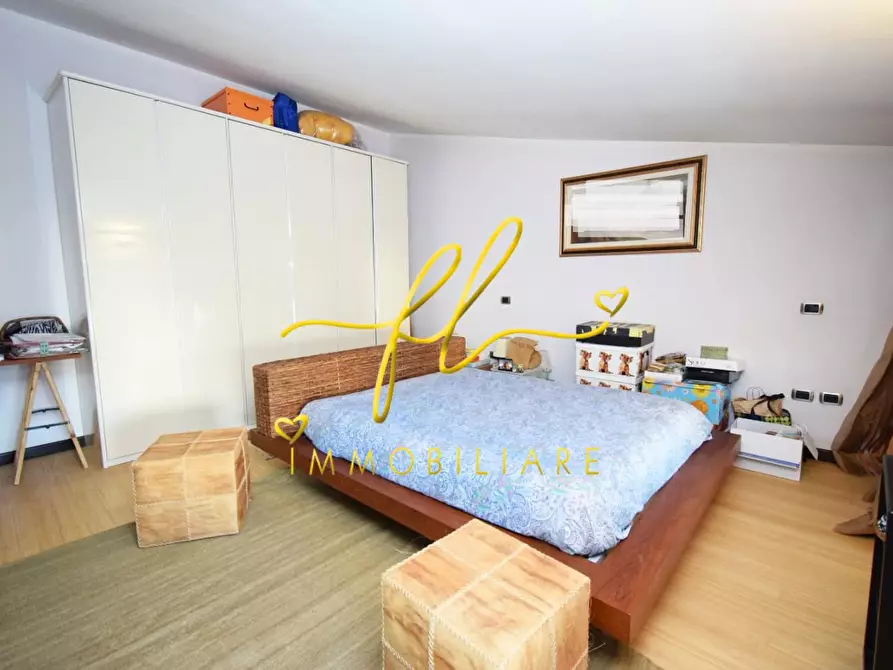 Immagine 28 di Appartamento in vendita  a Livorno