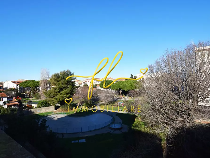 Immagine 49 di Appartamento in vendita  a Livorno