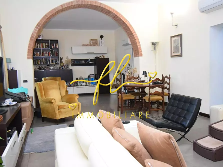 Immagine 9 di Appartamento in vendita  a Livorno