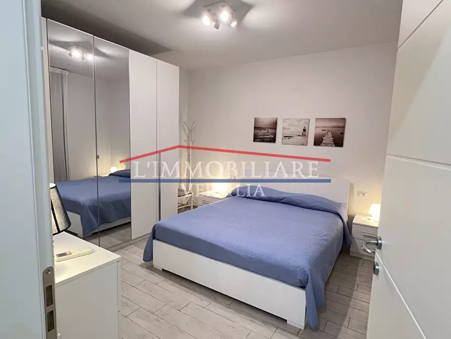 Immagine 14 di Appartamento in vendita  a Massa