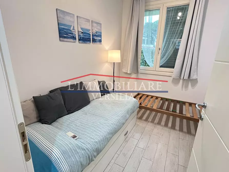 Immagine 21 di Appartamento in vendita  a Massa