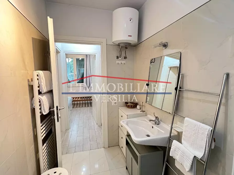 Immagine 20 di Appartamento in vendita  a Massa