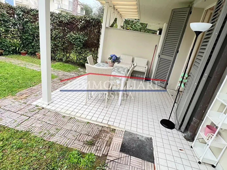 Immagine 8 di Appartamento in vendita  a Massa