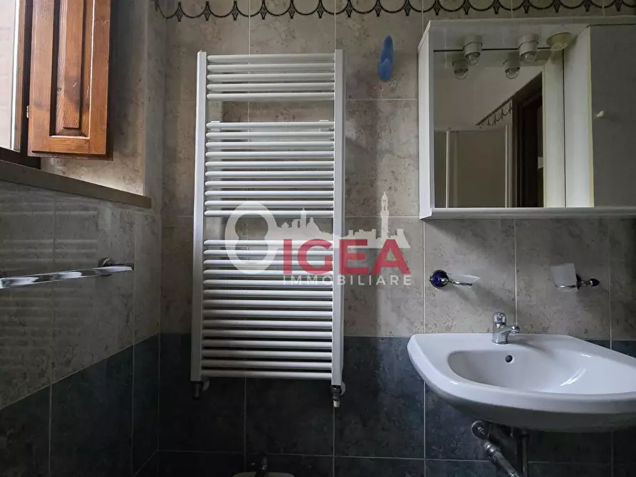 Immagine 56 di Porzione di casa in vendita  a Castelnuovo Berardenga