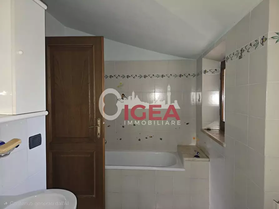 Immagine 40 di Porzione di casa in vendita  a Castelnuovo Berardenga