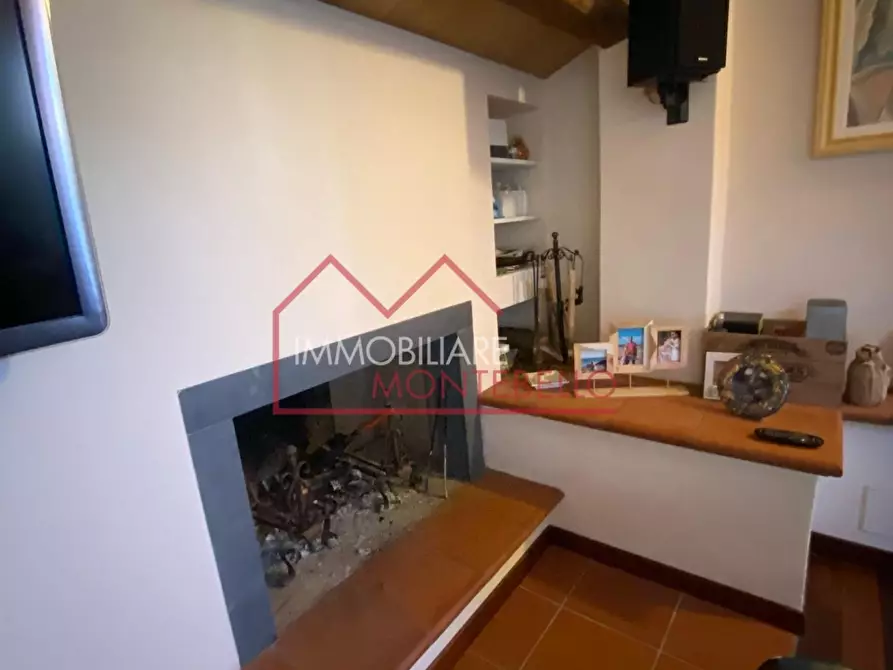 Immagine 31 di Appartamento in vendita  a Viareggio