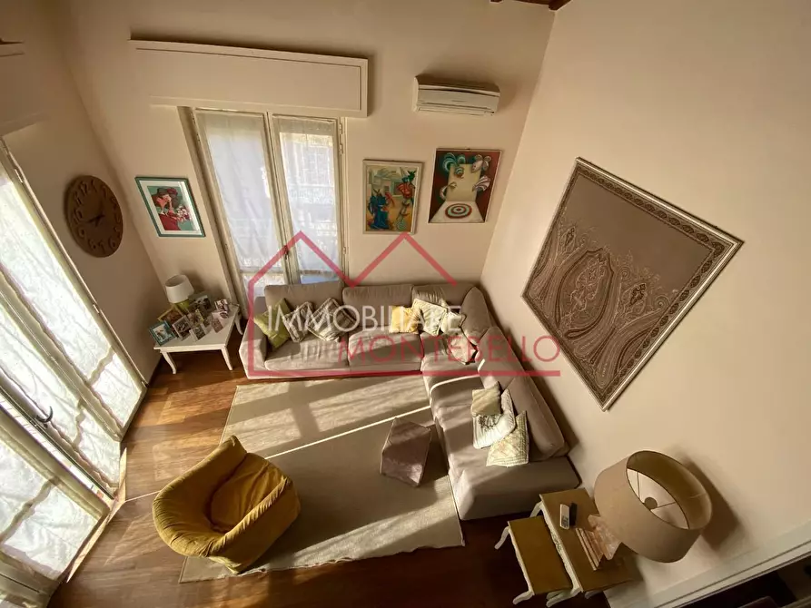 Immagine 19 di Appartamento in vendita  a Viareggio