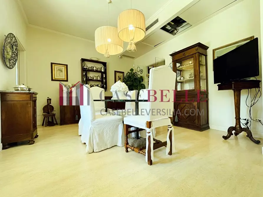 Immagine 9 di Villa in vendita  a Forte Dei Marmi