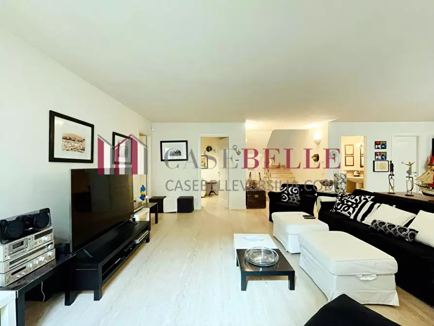 Immagine 41 di Villa in vendita  a Forte Dei Marmi