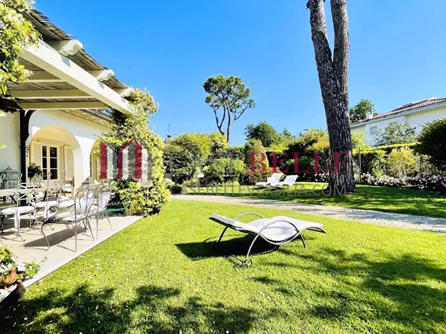 Immagine 62 di Villa in vendita  a Forte Dei Marmi