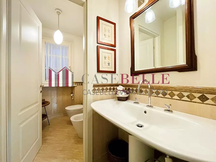 Immagine 38 di Villa in vendita  a Forte Dei Marmi