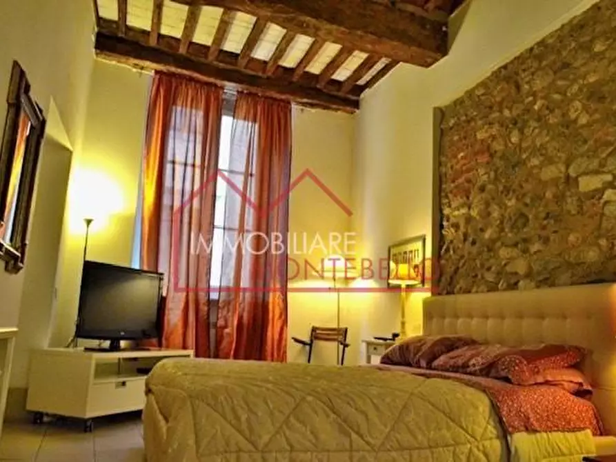 Immagine 7 di Appartamento in vendita  a Camaiore