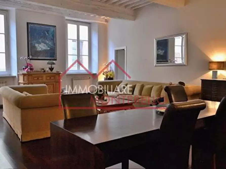 Immagine 2 di Appartamento in vendita  a Camaiore