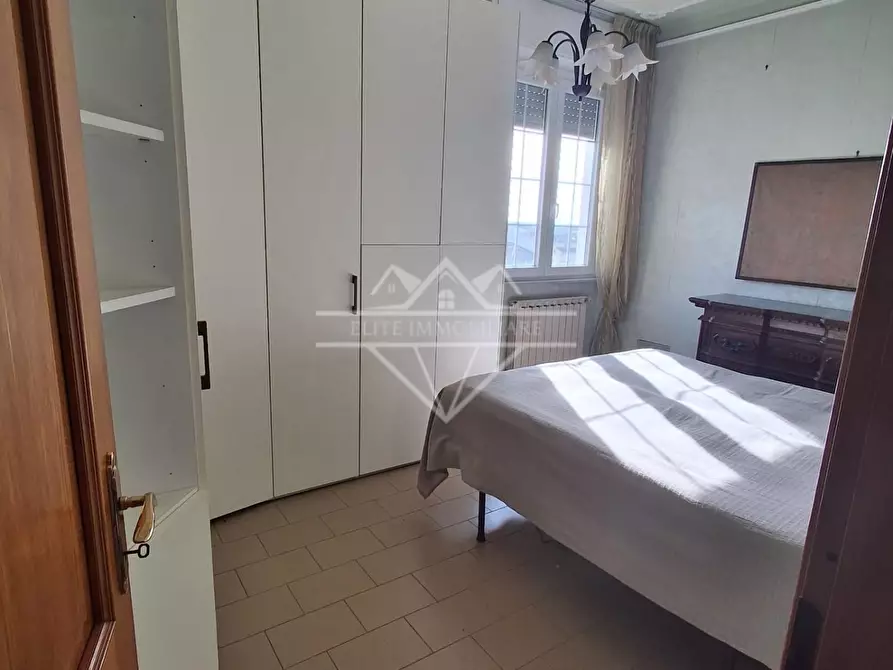 Immagine 7 di Appartamento in vendita  a Carrara