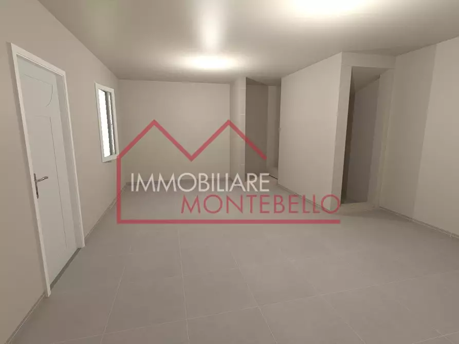 Immagine 9 di Casa quadrifamiliare in vendita  a Camaiore